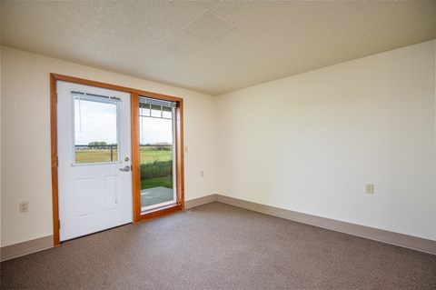 3085 Resort Street Studio-2 Beds Apartment, Affordable for Rent - Photo Gallery 17